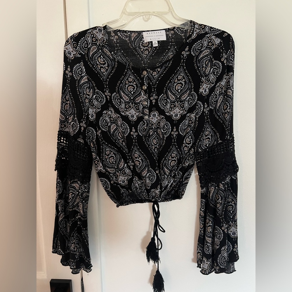 Paisley cropped blouse